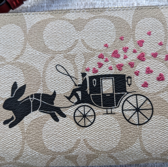 COACH Lunar New Year Rabbit Wristlet Signature Carriage w/Rabbit CF372 NWT - Picture 6 of 11